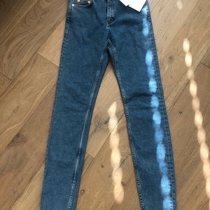 High rise skinny jeans, NWT